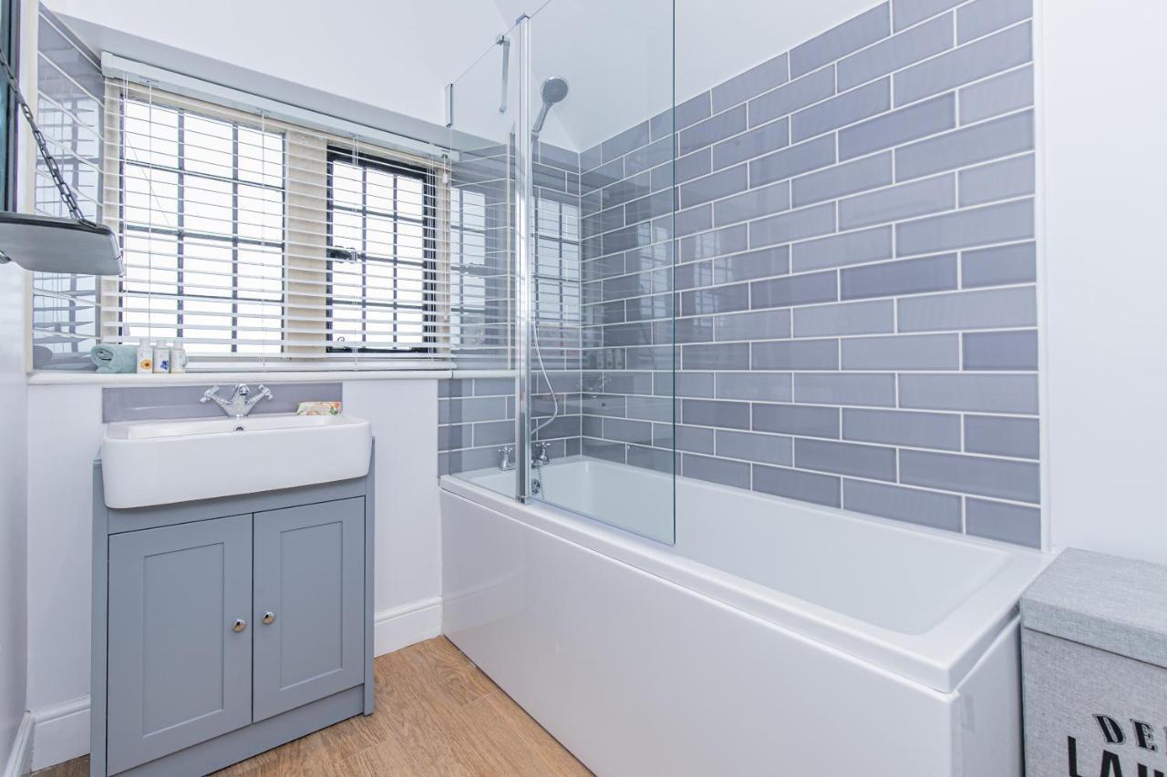 Oxfordshire Living - The Spencer Apartment - Вудсток Екстер'єр фото